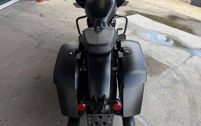 2021 Indian Motorcycle® Challenger® Dark Horse Thunder Black Smoke