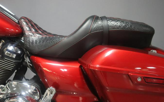 2019 Harley-Davidson Road Glide FLTRX