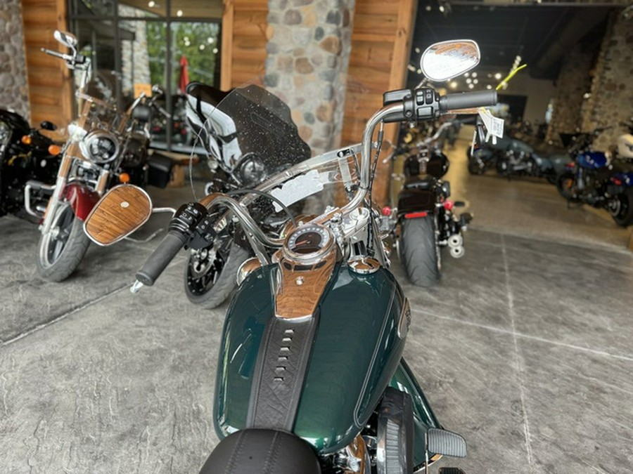 2024 Harley-Davidson Softail FLHCS - Heritage Classic