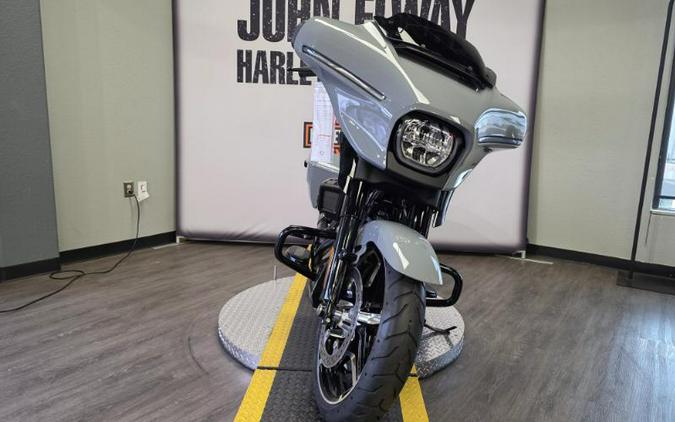 2026 Harley-Davidson Street Glide Base