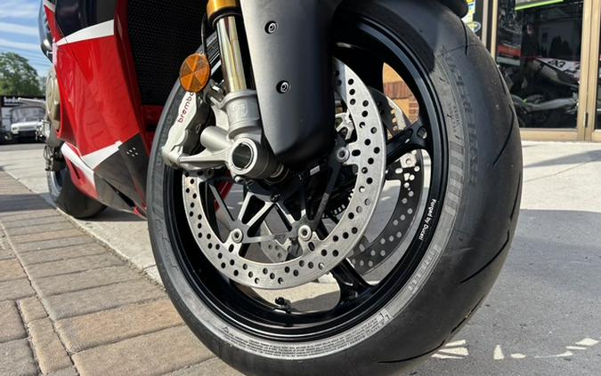 2025 Ducati Panigale V4 S - 3753U