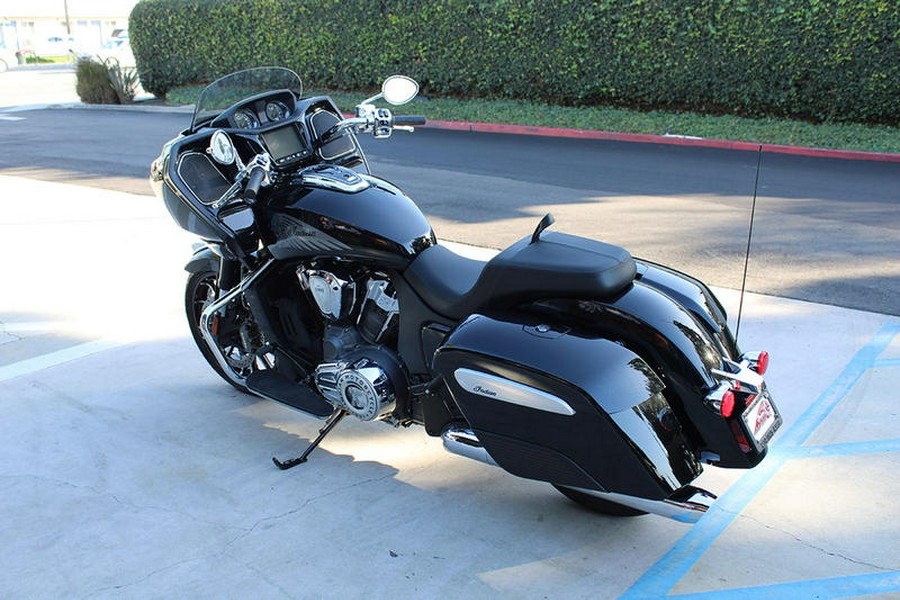 2022 Indian Motorcycle® Challenger® Limited Black Metallic