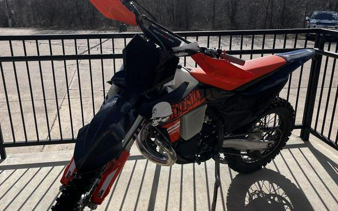 2023 KTM 300 XC