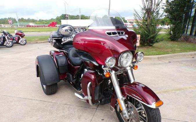 2016 Harley-Davidson® FLHTCUTG - Tri Glide® Ultra