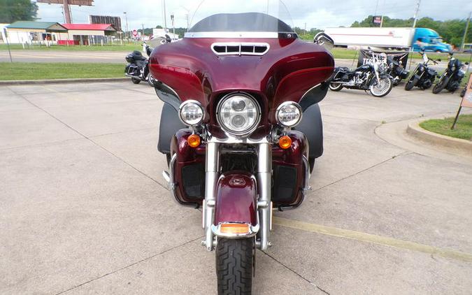 2016 Harley-Davidson® FLHTCUTG - Tri Glide® Ultra