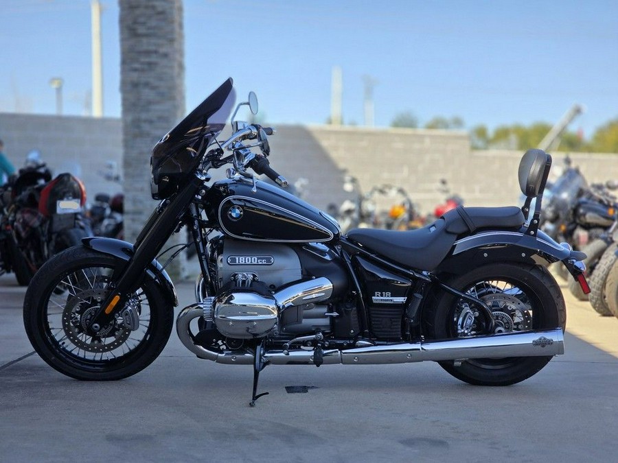 2021 BMW R 18 First Edition