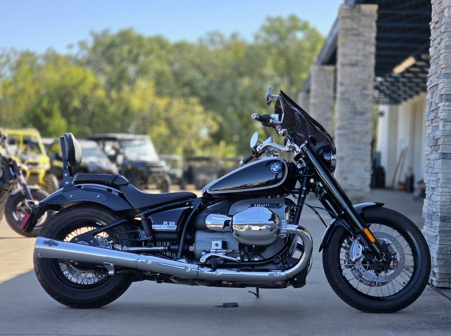 2021 BMW R 18 First Edition