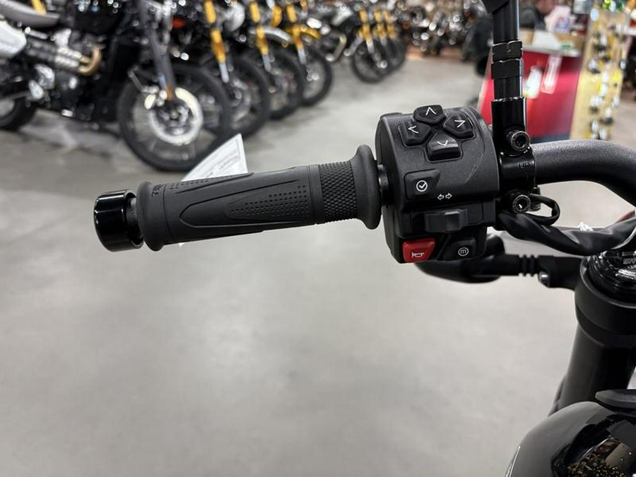 2025 Triumph Trident 660 Jet Black