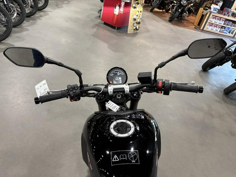 2025 Triumph Trident 660 Jet Black