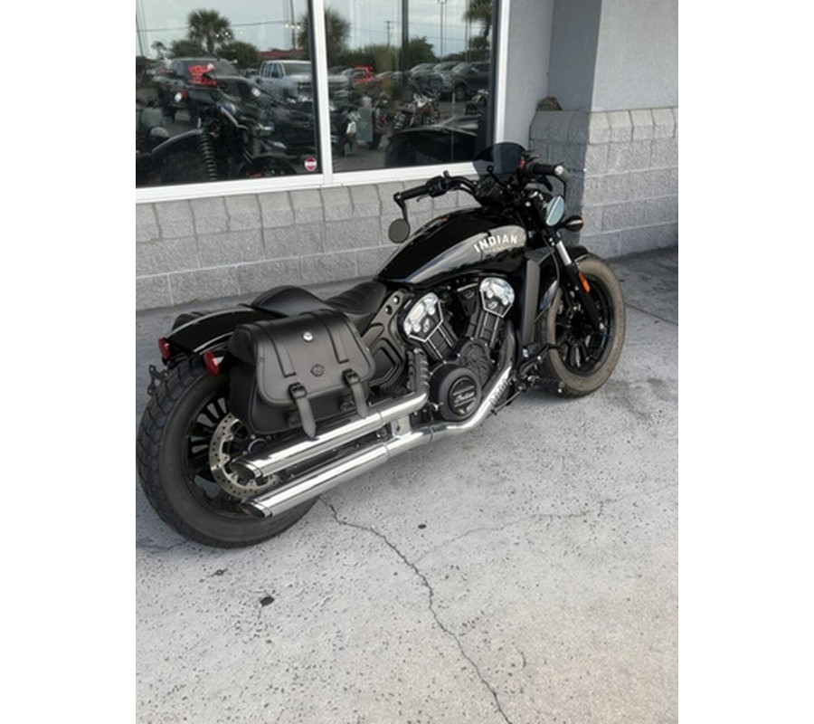 2022 Indian Scout Bobber Black Metallic
