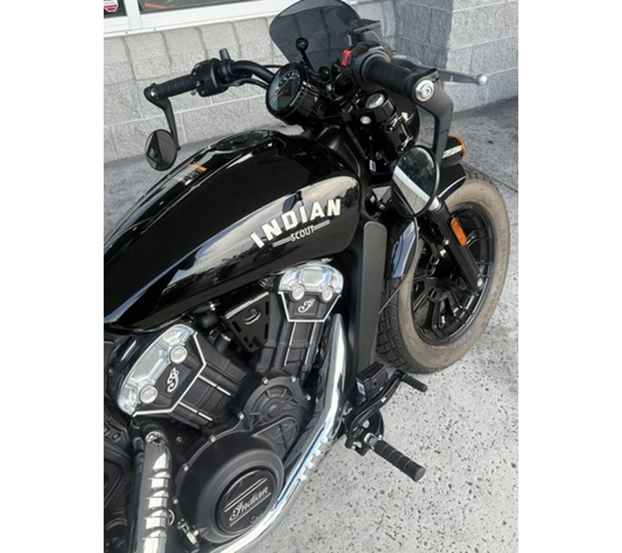 2022 Indian Scout Bobber Black Metallic