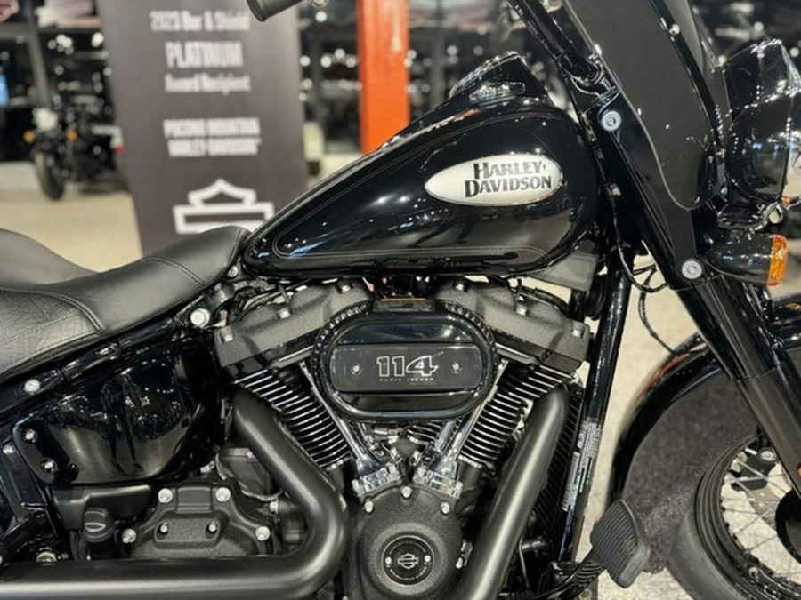 2024 Harley-Davidson Softail FLHCS - Heritage Classic