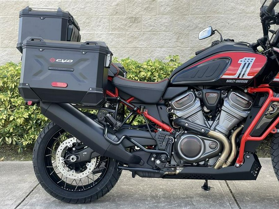 2024 Harley-Davidson® RA1250SE - CVO™ Pan America®