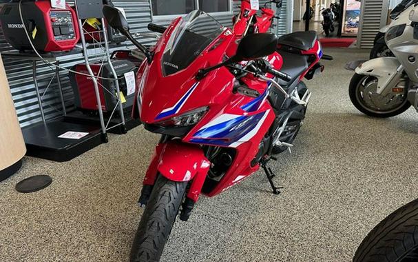 2025 Honda CBR500R