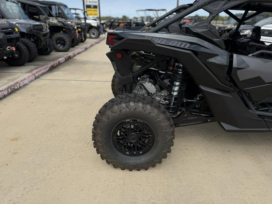2026 Can-Am® Maverick X3 Max X RS Turbo RR Triple Black_7.6 in.