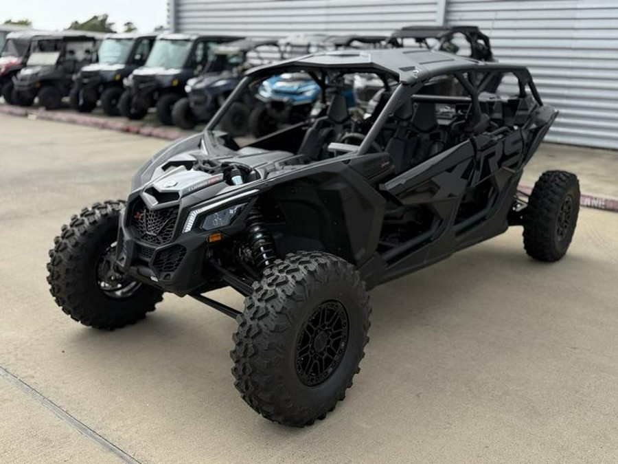 2026 Can-Am® Maverick X3 Max X RS Turbo RR Triple Black_7.6 in.