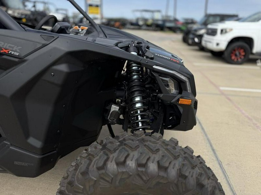 2026 Can-Am® Maverick X3 Max X RS Turbo RR Triple Black_7.6 in.