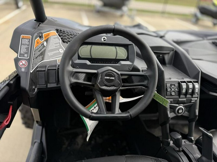 2026 Can-Am® Maverick X3 Max X RS Turbo RR Triple Black_7.6 in.