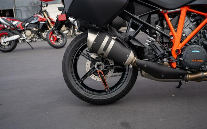 2023 KTM Super Duke GT