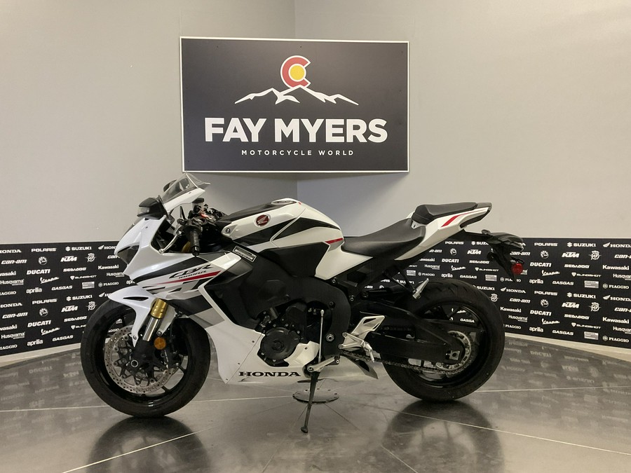 2026 HONDA CBR1000RR - 15598U