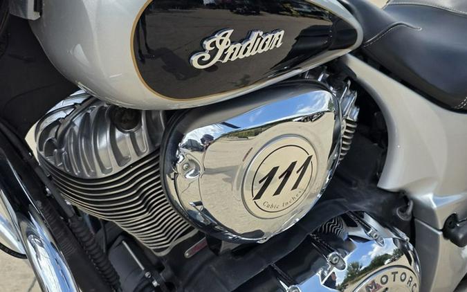 2018 Indian Chief Vintage ABS Willow Green Over Ivory Cream