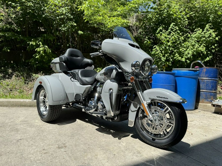 2024 Harley-Davidson Trike FLHTCUTG - Tri Glide Ultra