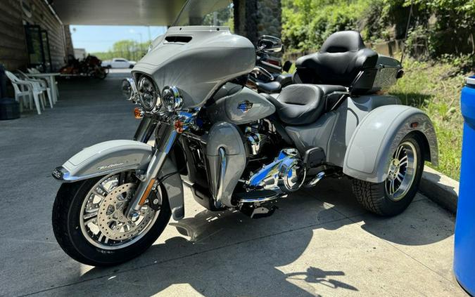 2024 Harley-Davidson Trike FLHTCUTG - Tri Glide Ultra