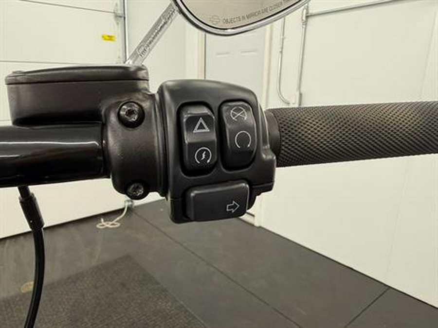 2021 Harley-Davidson Softail Slim®