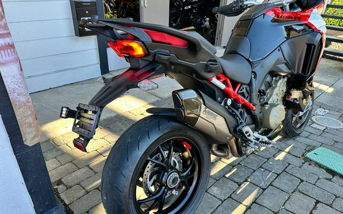 2023 Ducati Multistrada V4 Pikes Peak