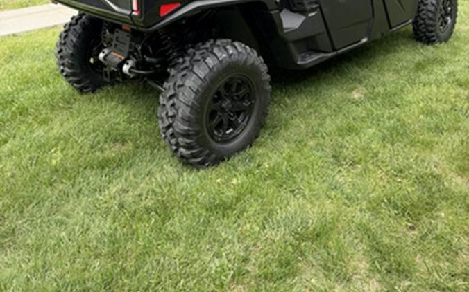 2026 Can-Am Defender MAX XT CAB HD11