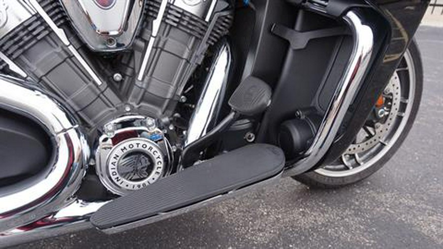 2022 Indian Motorcycle Pursuit® Limited® with Premium Package