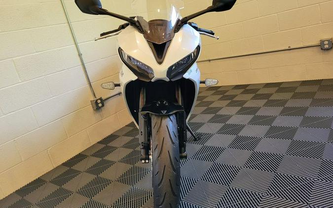 new 2025 Triumph Daytona 660