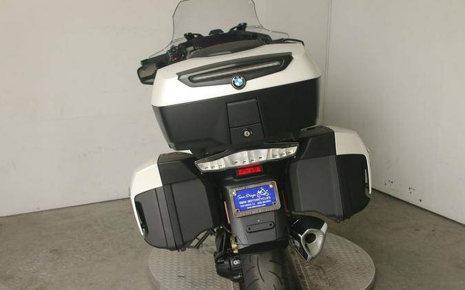 2021 BMW R 1250 RT 719 Mineral White Metallic