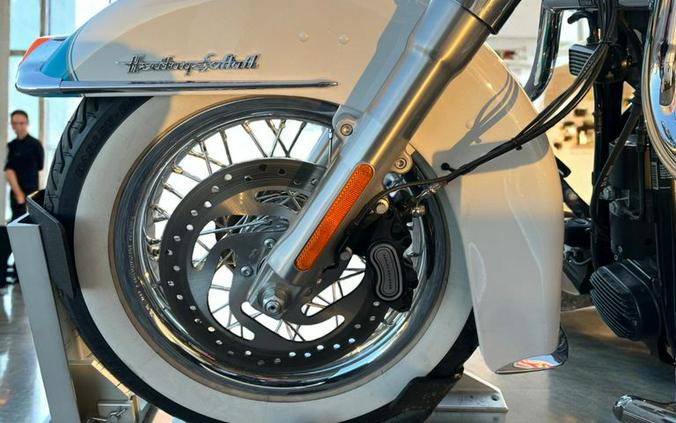 2016 Harley-Davidson FLSTC Heritage Softail Classic