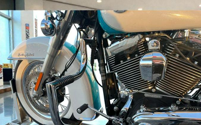 2016 Harley-Davidson FLSTC Heritage Softail Classic