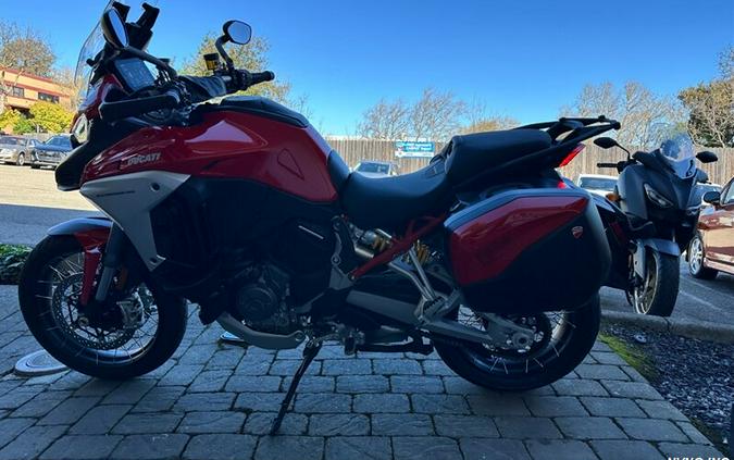 2023 Ducati Multistrada V4 S TRAVEL & RADAR