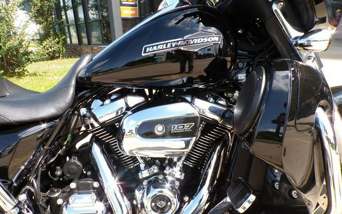 2022 Harley-Davidson® FLHX - Street Glide®