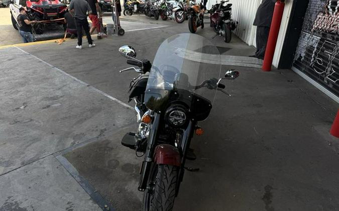 2023 Indian Motorcycle® Super Chief® Limited Stryker Red Metallic