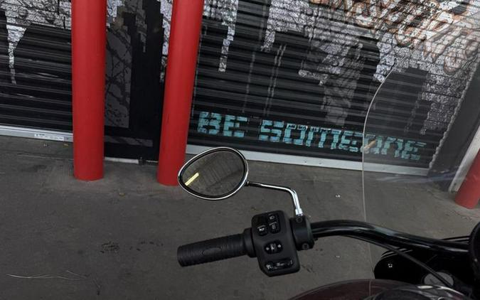 2023 Indian Motorcycle® Super Chief® Limited Stryker Red Metallic