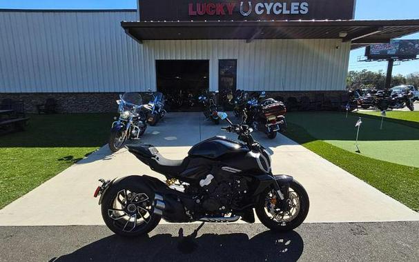 2025 Ducati Diavel V4