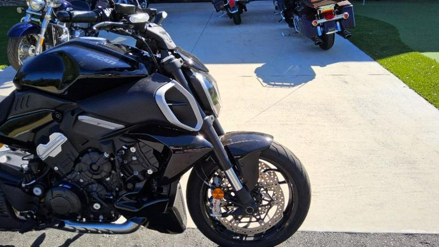 2025 Ducati Diavel V4