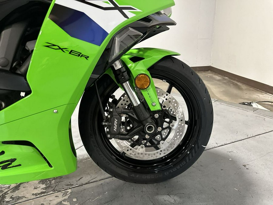 2026 Kawasaki Ninja® ZX™-6R Base
