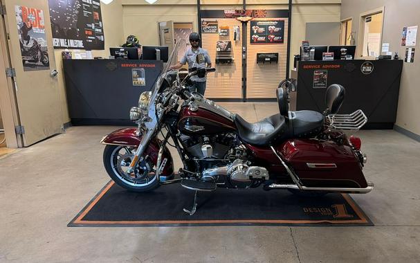 2015 Harley-Davidson Road King® Base