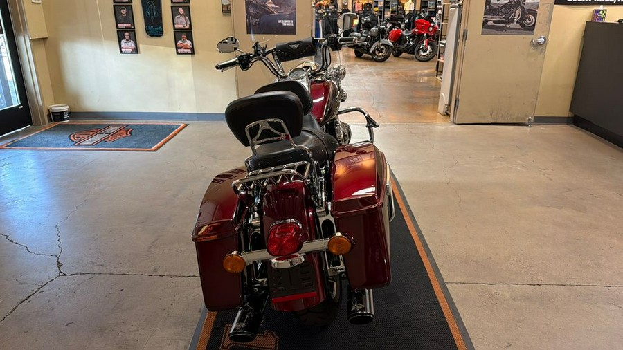 2015 Harley-Davidson Road King® Base