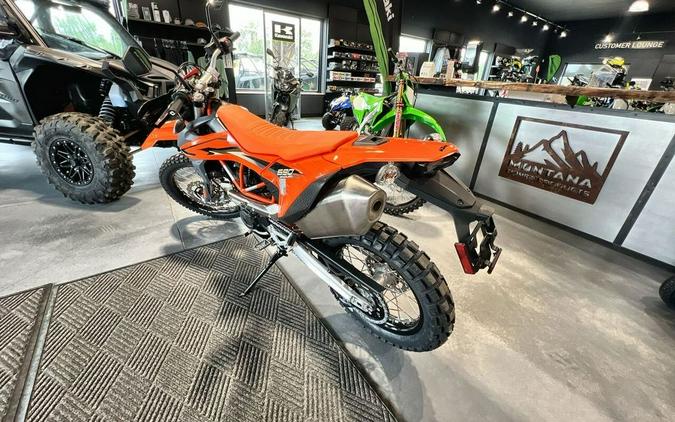 2023 KTM 690 Enduro R