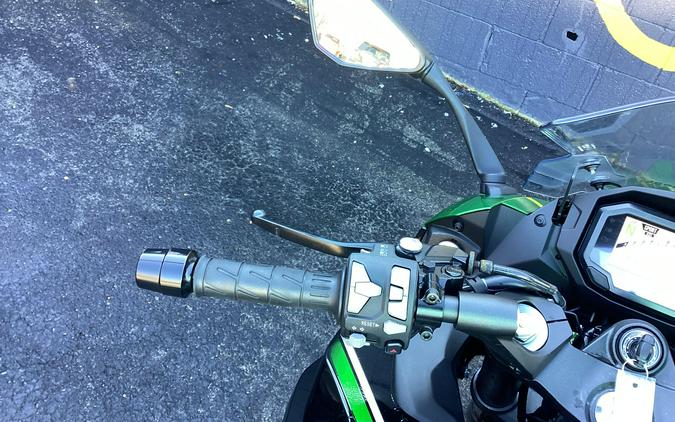 2023 Kawasaki Ninja 1000 SX