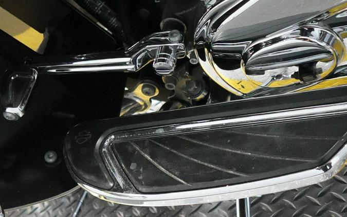 2017 Harley-Davidson CVO Limited FLHTKSE
