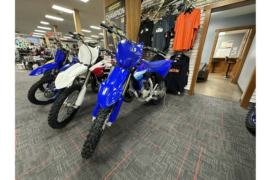 2027 YZ125 - Yamaha