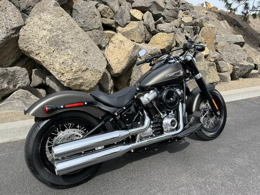 2021 Harley-Davidson® FLSL - Softail Slim®