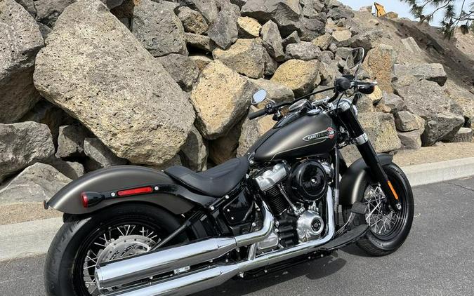 2021 Harley-Davidson® FLSL - Softail Slim®